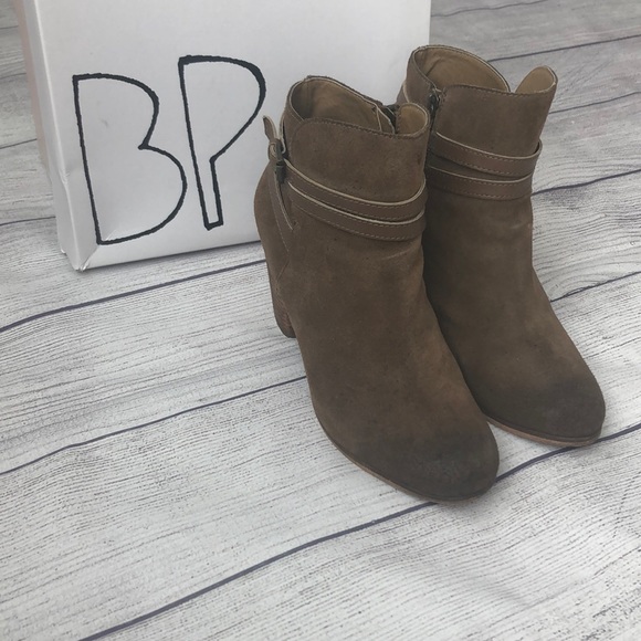 BP Booties Khaki Suede Size 7 - Picture 8 of 8